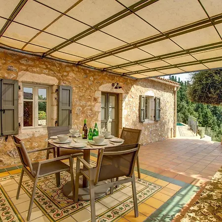 Villa Vigli Retreat By Vingli