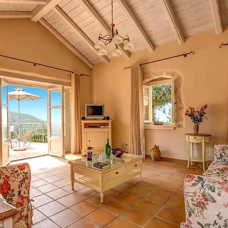 Villa Vigli Retreat By